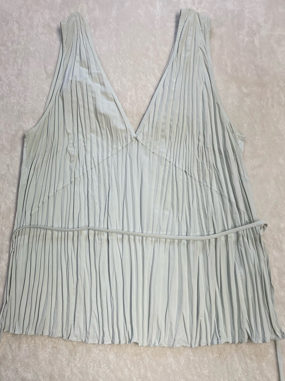 Vince Sage Green Crushed Pleated V-Neck Tank Feminine Tie Waist
